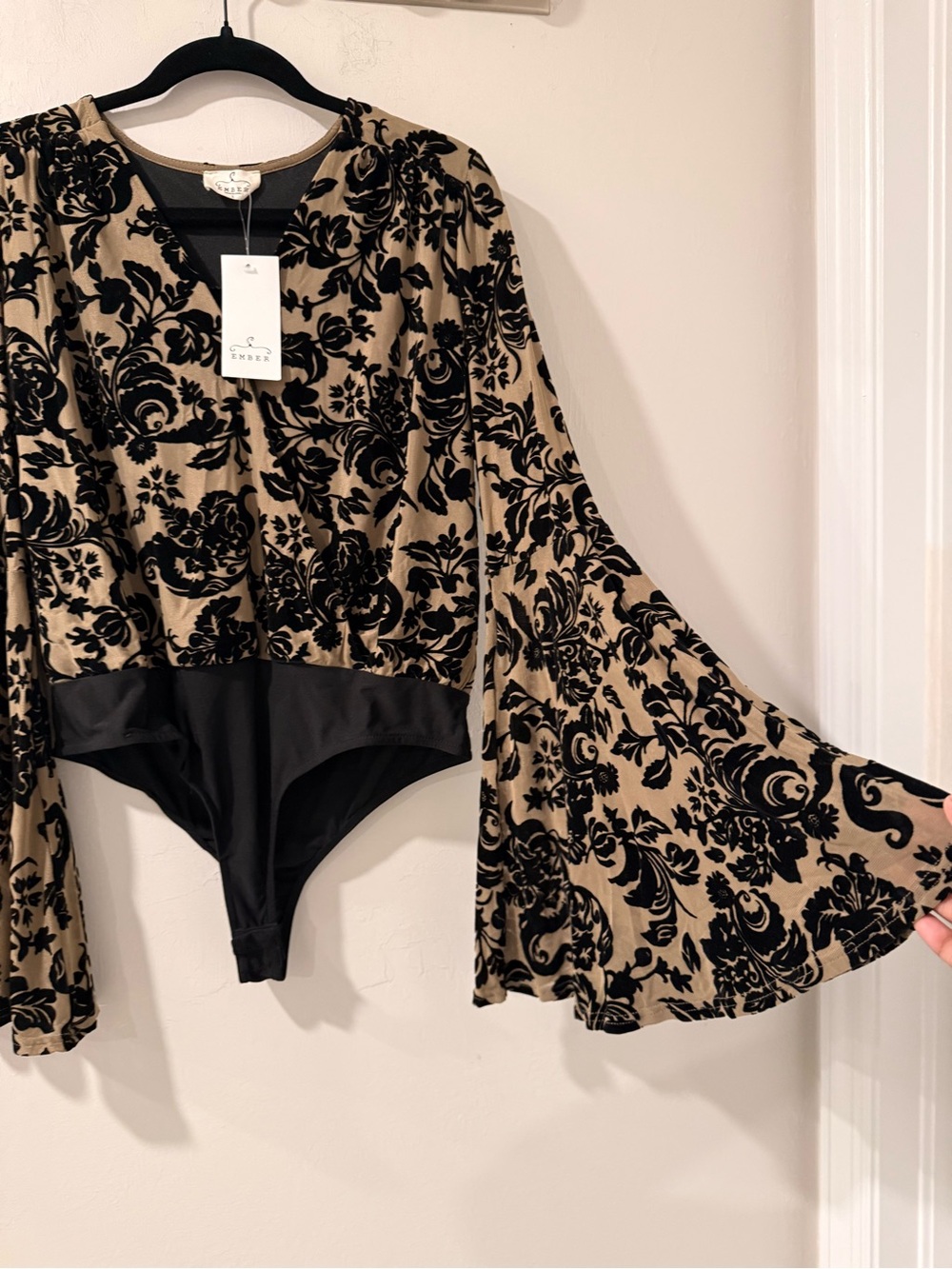 Ember NWT Large Black Tan Velvet Flocked Floral Bodysuit Bell Sleeve V Neck